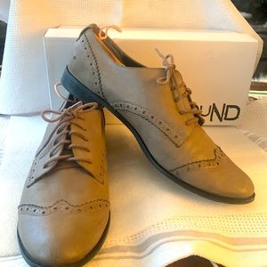 Abound taupe tie front Oxford shoes
